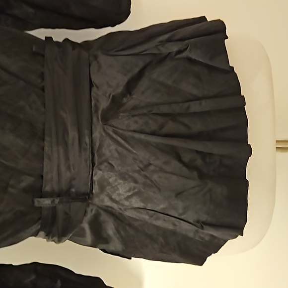 BCBGMaxAzria black satiny cinch jacket top wrap dramatic neckline Small EUC - Picture 4 of 11